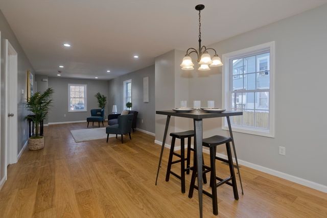 16-20 Cambridge St, Springfield, MA 01108