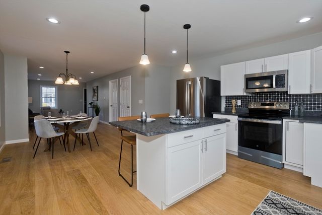 16-20 Cambridge St, Springfield, MA 01108
