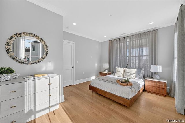 1832 Soundview Court, Yorktown Heights, NY 10598