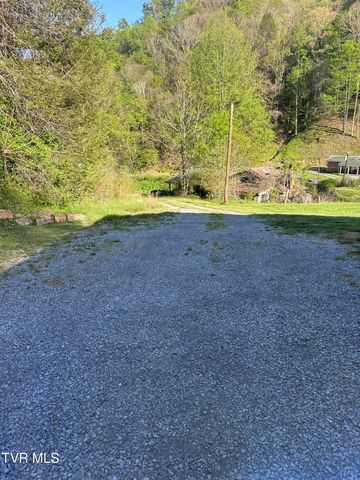 157 Sulaga Drive, Pennington Gap, VA 24277