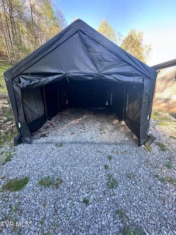157 Sulaga Drive, Pennington Gap, VA 24277