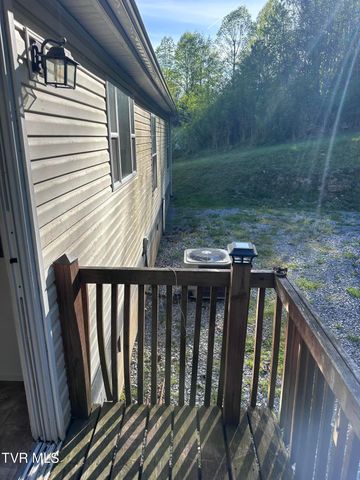 157 Sulaga Drive, Pennington Gap, VA 24277