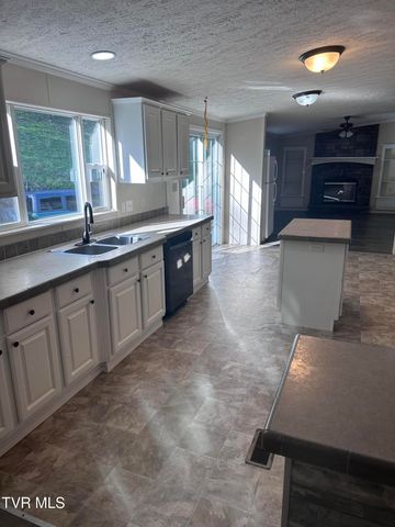 157 Sulaga Drive, Pennington Gap, VA 24277