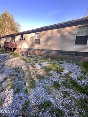 157 Sulaga Drive, Pennington Gap, VA 24277
