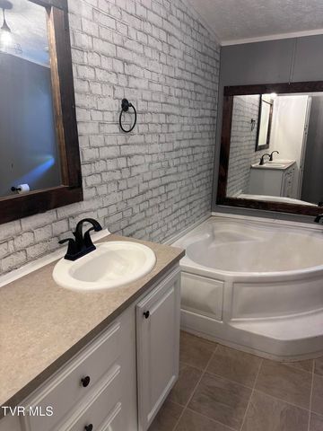 157 Sulaga Drive, Pennington Gap, VA 24277