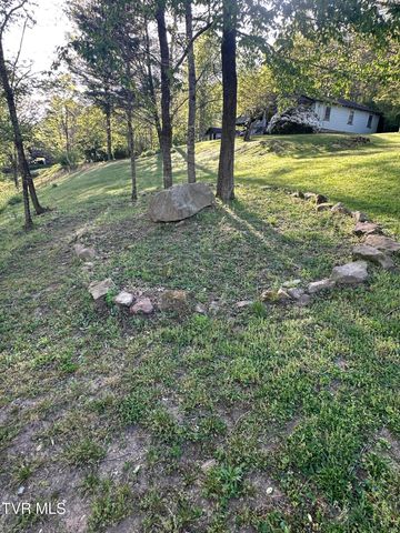 157 Sulaga Drive, Pennington Gap, VA 24277