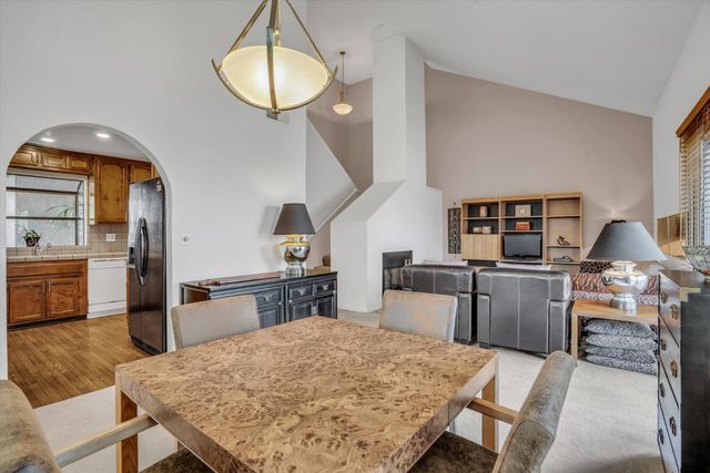 985 Camphor St, Manteca, CA 95337