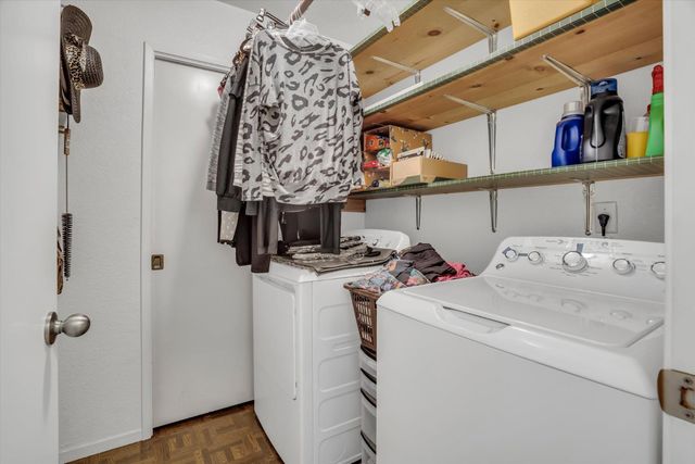 985 Camphor St, Manteca, CA 95337