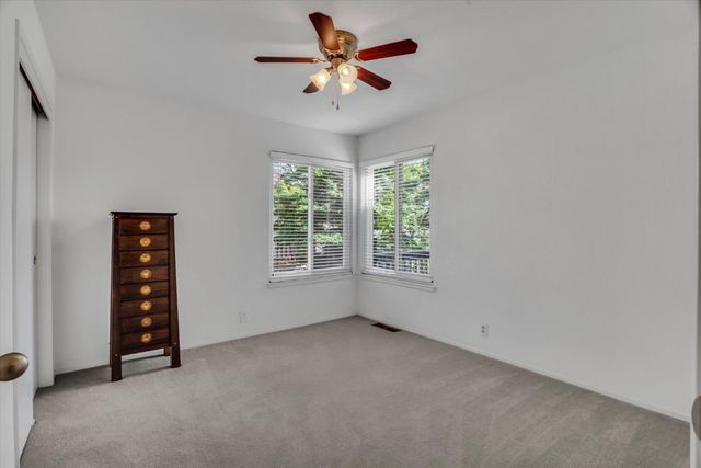 985 Camphor St, Manteca, CA 95337