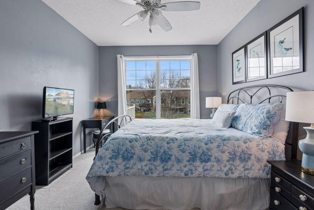 8377 Crabapple Court, Victoria, MN 55386