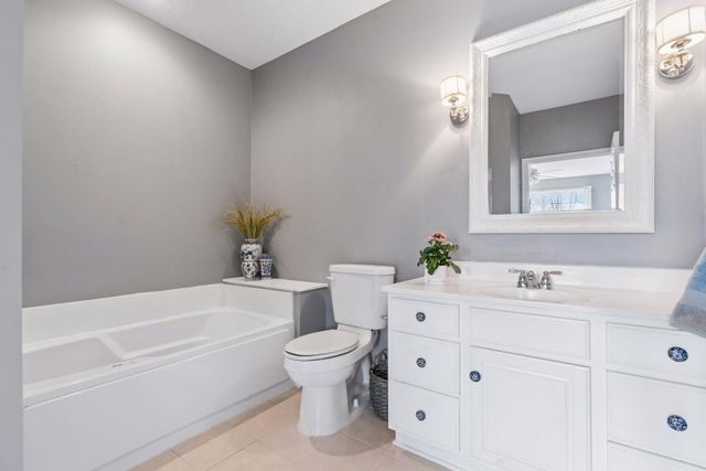 8377 Crabapple Court, Victoria, MN 55386
