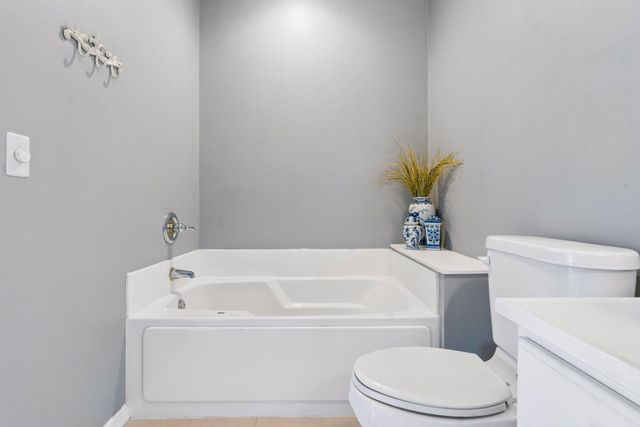 8377 Crabapple Court, Victoria, MN 55386