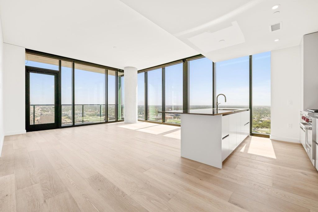 610 Davis ST 2712, Austin, TX 78701