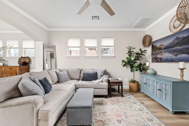 3824 Hermalinda ST, Austin, TX 78723