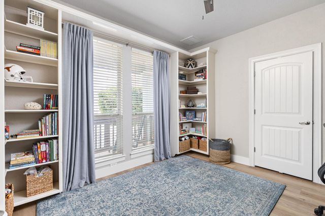 3824 Hermalinda ST, Austin, TX 78723