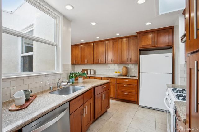 20 Forest View Drive, San Francisco, CA 94132