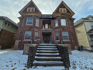 691 Clairmount Street, Detroit, MI 48202