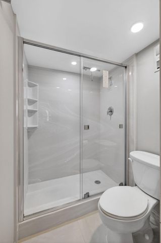 5440 N Ocean Drive 807, Singer Island, FL 33404