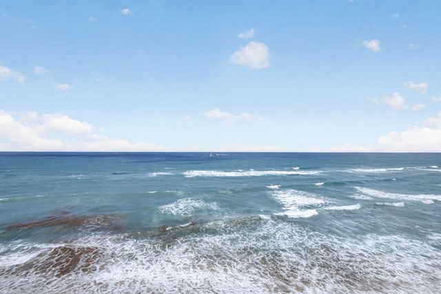5440 N Ocean Drive 807, Singer Island, FL 33404