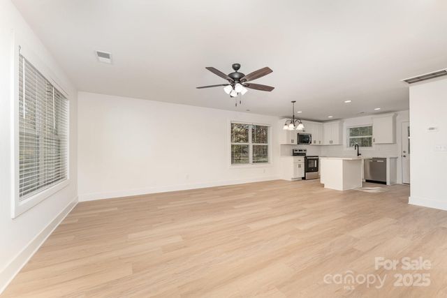 1713 Forest Drive, Statesville, NC 28677