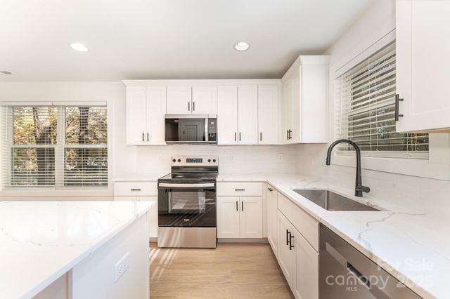 1713 Forest Drive, Statesville, NC 28677