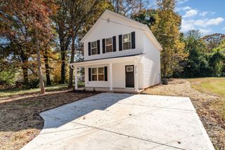 1713 Forest Drive, Statesville, NC 28677