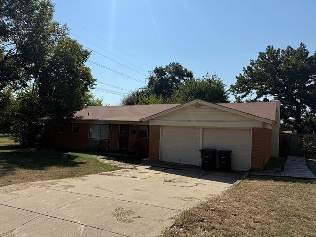 8405 Doreen Avenue, Fort Worth, TX 76116