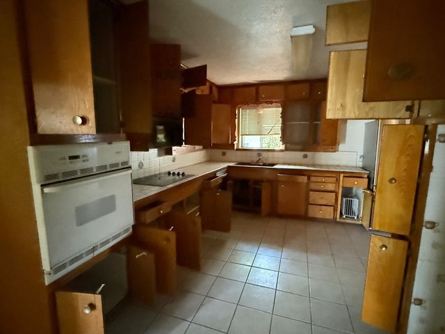 8405 Doreen Avenue, Fort Worth, TX 76116
