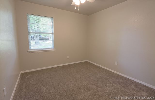 1004 NE 9th Street, Wagoner, OK 74467