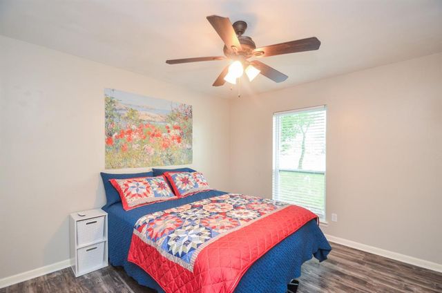 2719 Mustang Road, Alvin, TX 77511