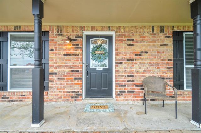2719 Mustang Road, Alvin, TX 77511