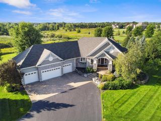 19220 Foxfield Drive, Prior Lake, MN 55372