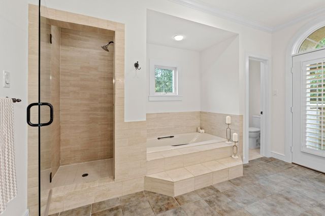 1937 Rue De St Tropez ST 5, Austin, TX 78746