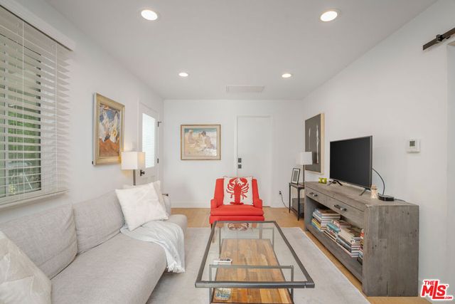 3667 Greenfield Avenue, Los Angeles, CA 90034