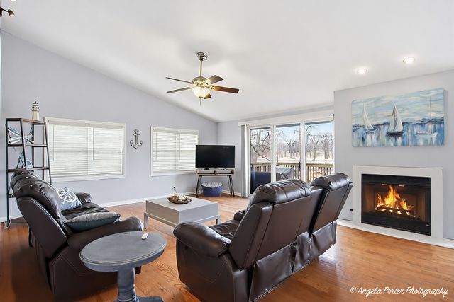 4813 Wildwood Drive, Mchenry, IL 60051