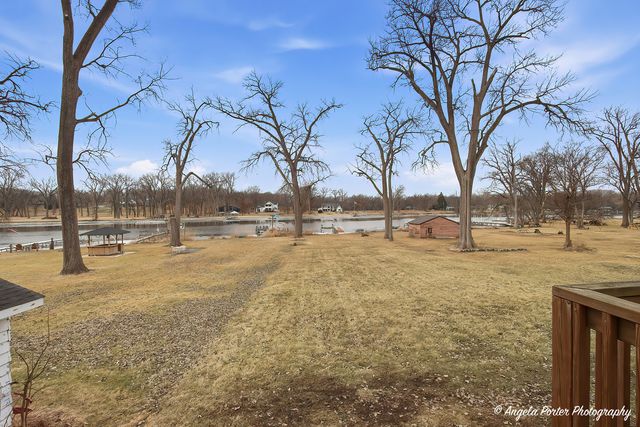 4813 Wildwood Drive, Mchenry, IL 60051