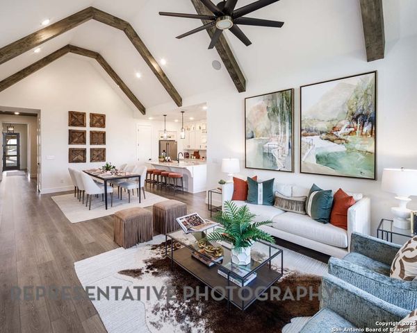 383 White Oak, Castroville, TX 78009