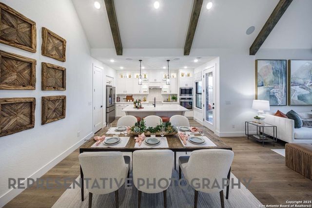 383 White Oak, Castroville, TX 78009