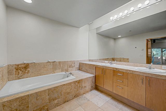 1500 Avenida Rincon 105, Santa Fe, NM 87506