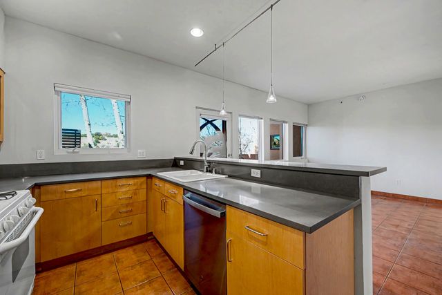 1500 Avenida Rincon 105, Santa Fe, NM 87506