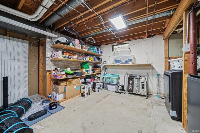 53759 Cleveland Trails Drive, Elkhart, IN 46514