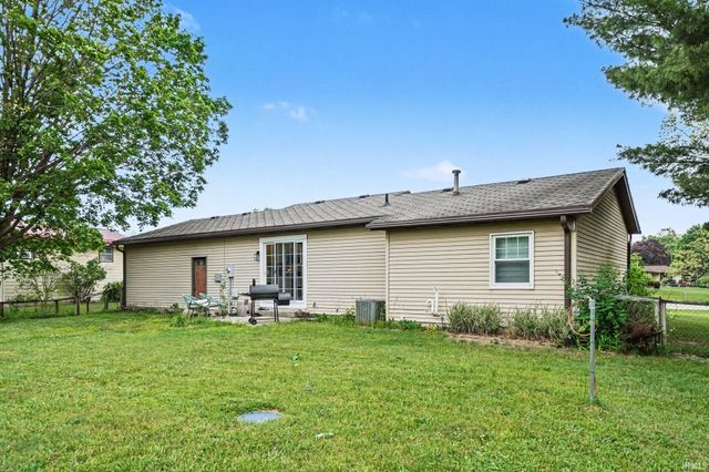 53759 Cleveland Trails Drive, Elkhart, IN 46514