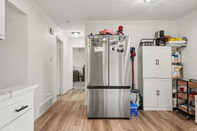 53759 Cleveland Trails Drive, Elkhart, IN 46514