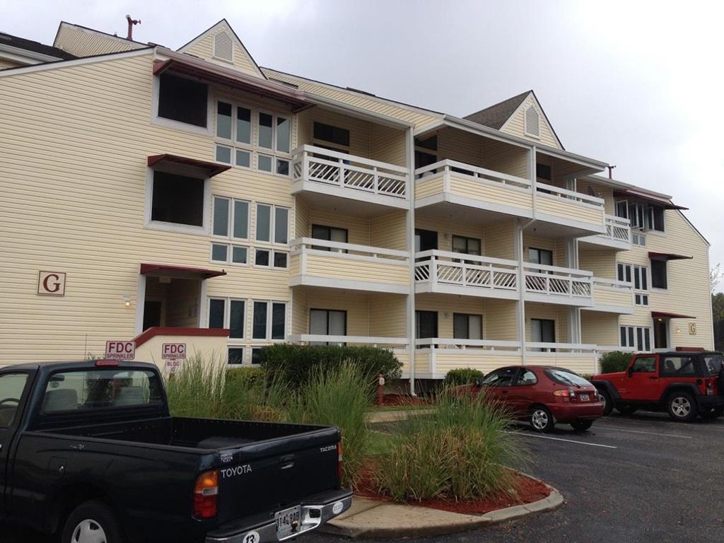 1100 Possum Trot Rd Apt G333, North Myrtle Beach, SC 29582