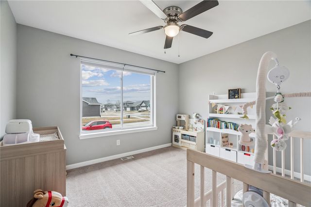 3001 Sherwood Drive, Marion, IA 52302