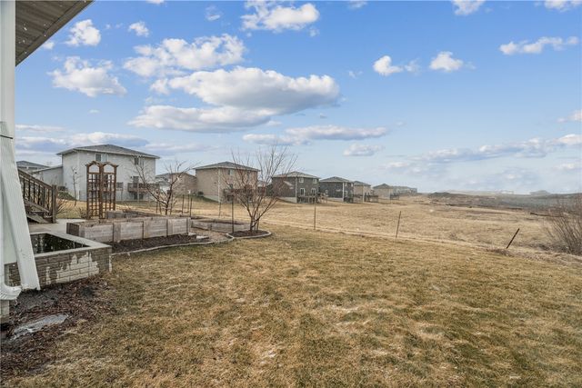 3001 Sherwood Drive, Marion, IA 52302