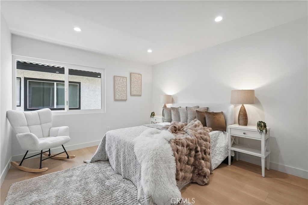 Image 28 of property listing at 6221 Mammoth, Valley Glen, CA 91401