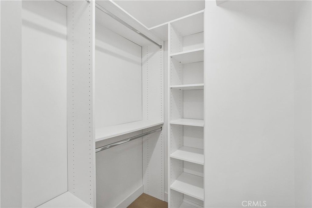 Image 34 of property listing at 6221 Mammoth, Valley Glen, CA 91401