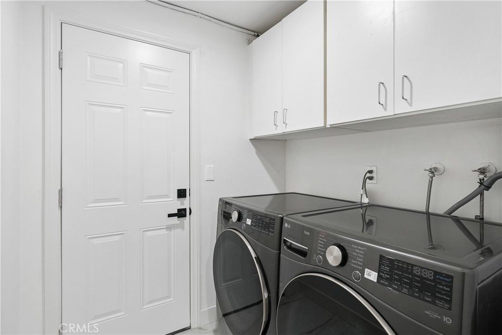 Image 38 of property listing at 6221 Mammoth, Valley Glen, CA 91401
