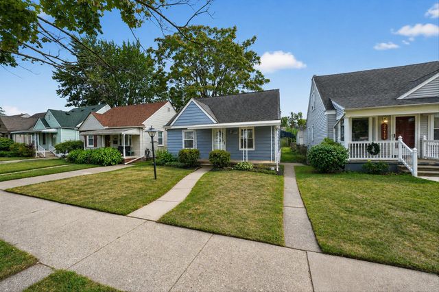 24163 New York Street, Dearborn, MI 48124